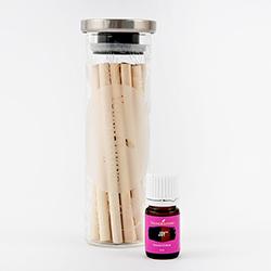 ZESTAW RADOSNE ŚWIĘTA - Joy Tree Scent Set \ Young
Living | magia-urody.pl